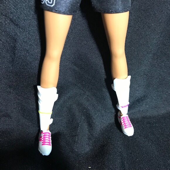Barbie Soccer Player Doll With Sportswear Outfit & Pink Sneakers - Picture 4 of 8